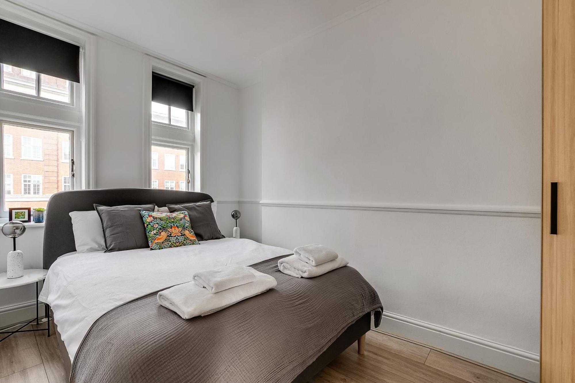 Lovely Kensington Apartments Londra Esterno foto