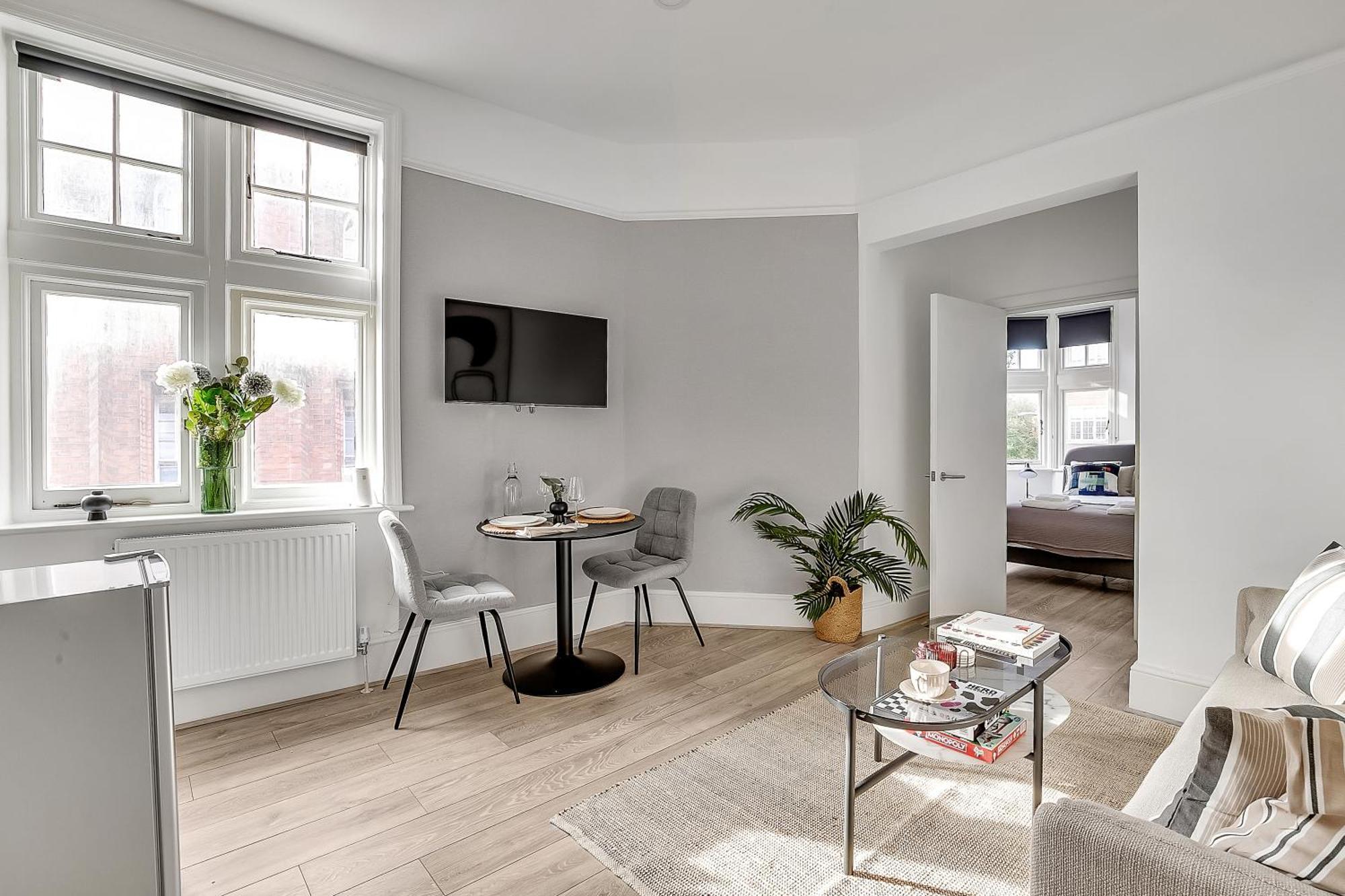 Lovely Kensington Apartments Londra Esterno foto